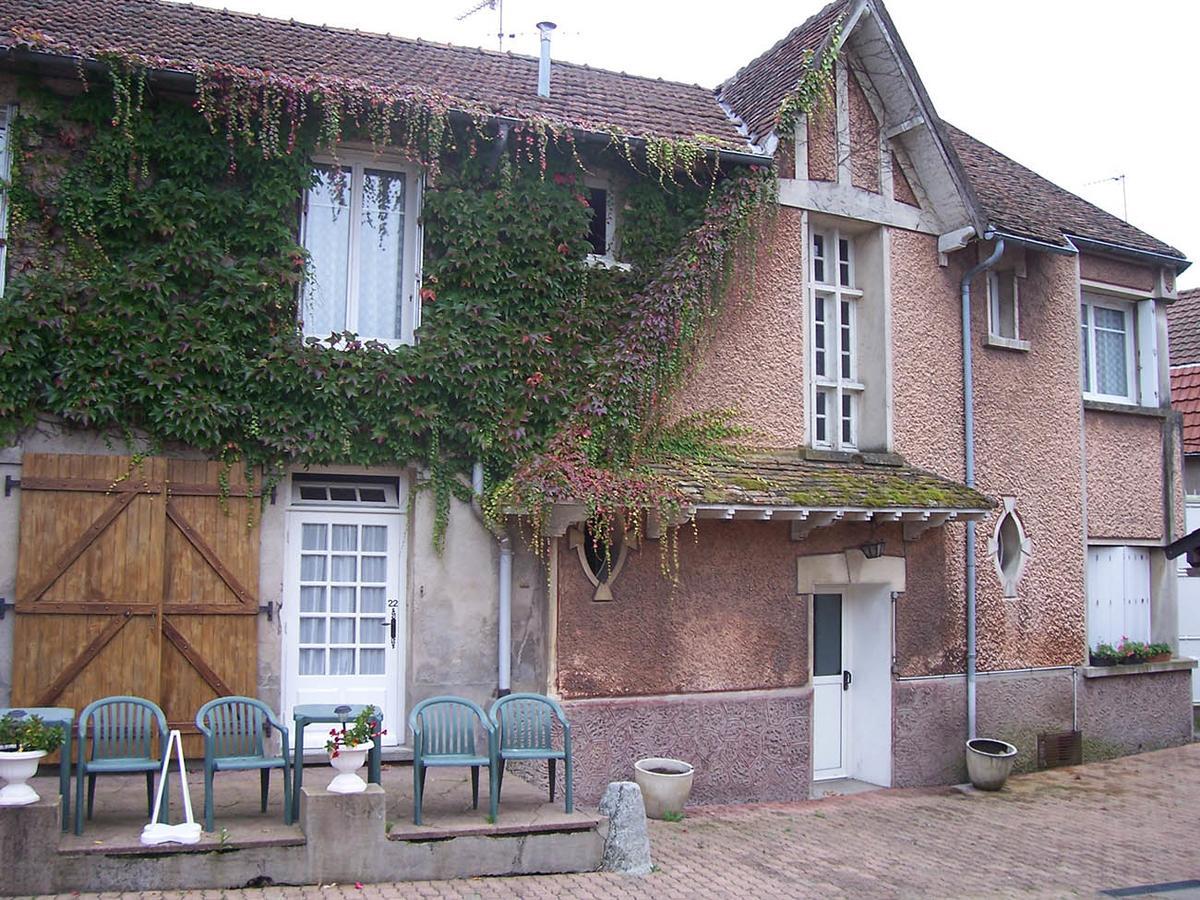Hotel Perreau Lormes Exterior photo